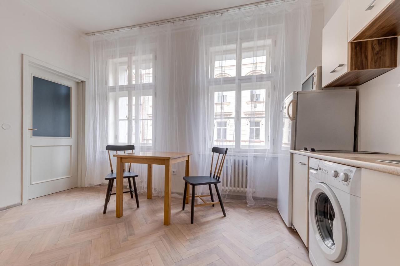 Vita Nejedleho Apartments 布拉格 外观 照片